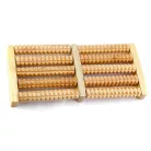 Tradičný drevený masážny prístroj na chodidlá