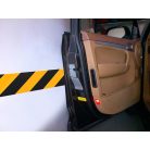 Ochrana dverí vozidla na stenu garáže