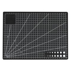   Podložka na presné rezy, modelovanie, montáž v čiernej farbe