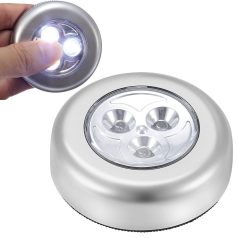   3 LED svietidlá napájané batériou s dotykovým ovládaním 