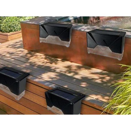 Záhradné solárne lampy so senzorom súmraku 4ks