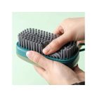 Kefa na čistenie obuvi a čalúnenia s dávkovačom tekutiny