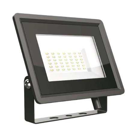 30W LED reflektor aj na vonkajšie použitie IP66 2700 lumenov