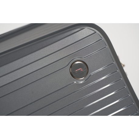 Pevný rolovací kufor National Traveller XXXL – 32"- 85 x 33 x 52 cm