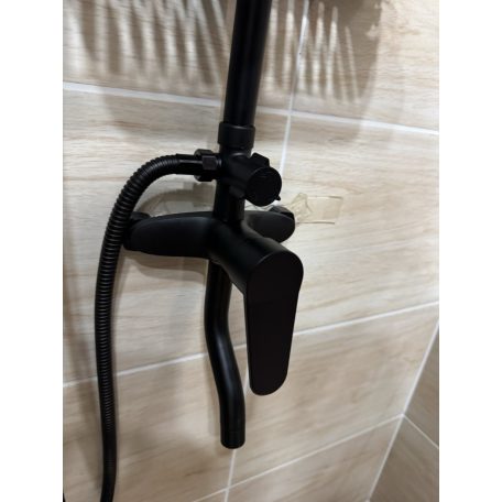 Štvorcová medená sprchová súprava s batériou - čierna farba