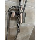 Hranatý medený sprchový set s batériou - farba chróm