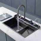 Elegantný nerezový multifunkčný kuchynský drez s dvojitou batériou, umývačka skla, LED displej, doska na krájanie