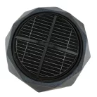 Exterierový moderný gril a ohnisko v tvare diamantu s mriežkovou strechou